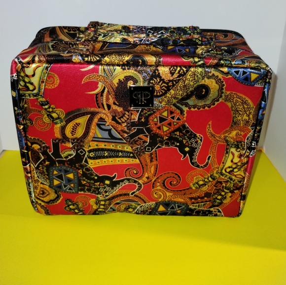 PurseN Tech Handbags - PurseN Tech Vibrant Red and Gold Travel Bag